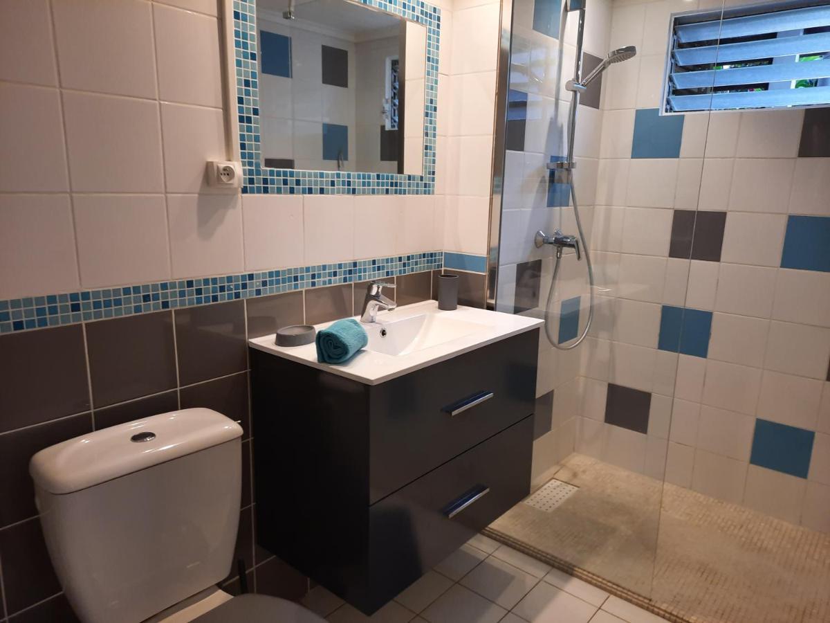Villa Kannel Пети-Бург Екстериор снимка