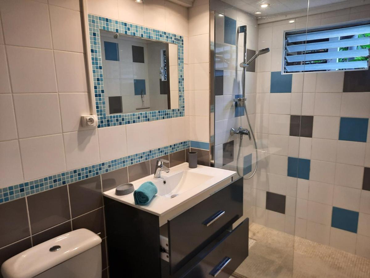 Villa Kannel Пети-Бург Екстериор снимка