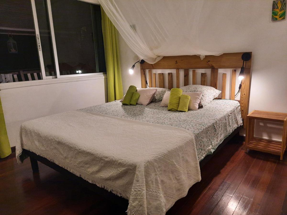 Villa Kannel Пети-Бург Екстериор снимка