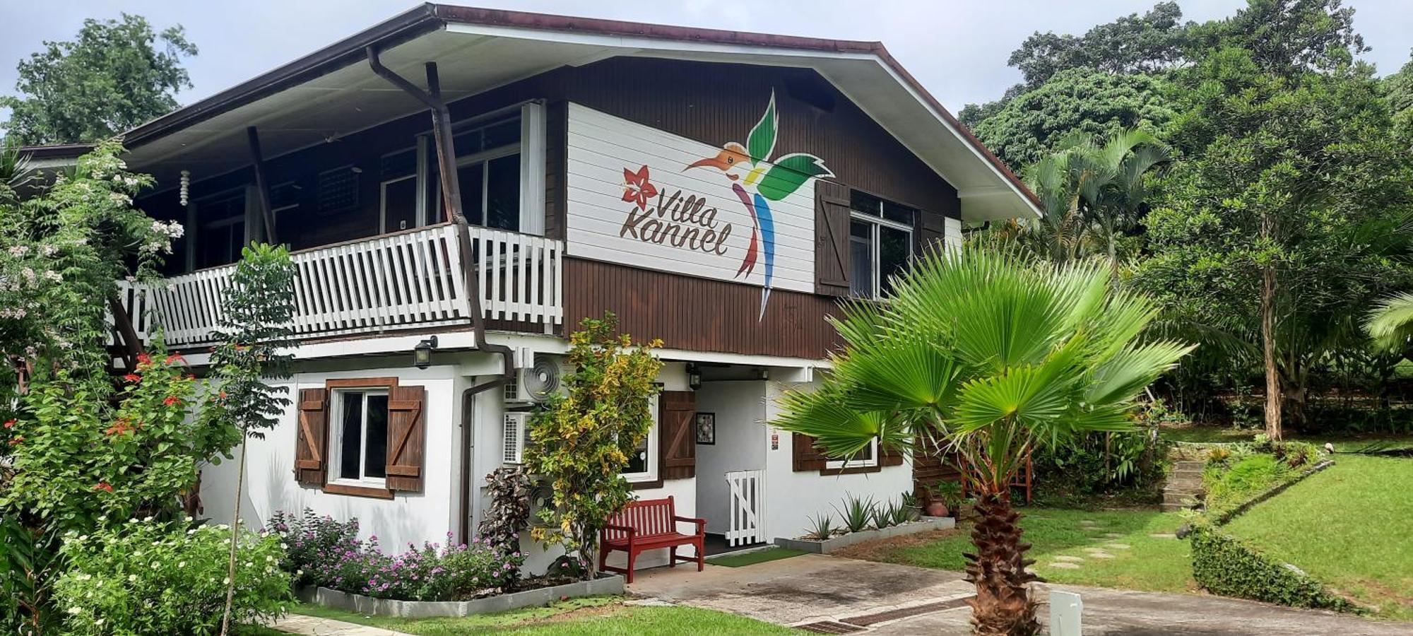 Villa Kannel Пети-Бург Екстериор снимка