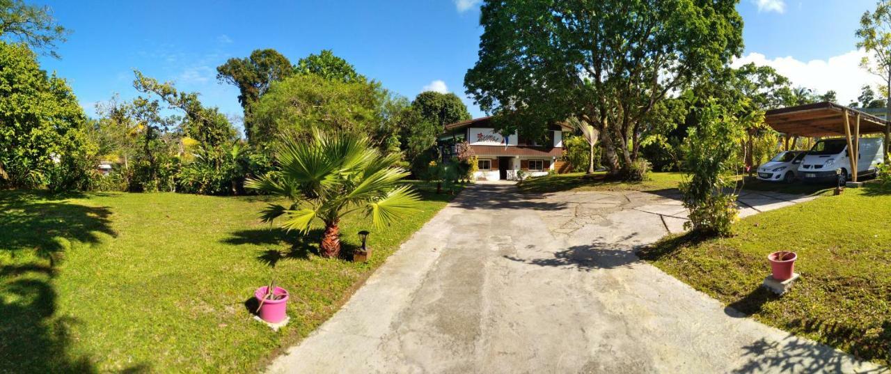 Villa Kannel Пети-Бург Екстериор снимка